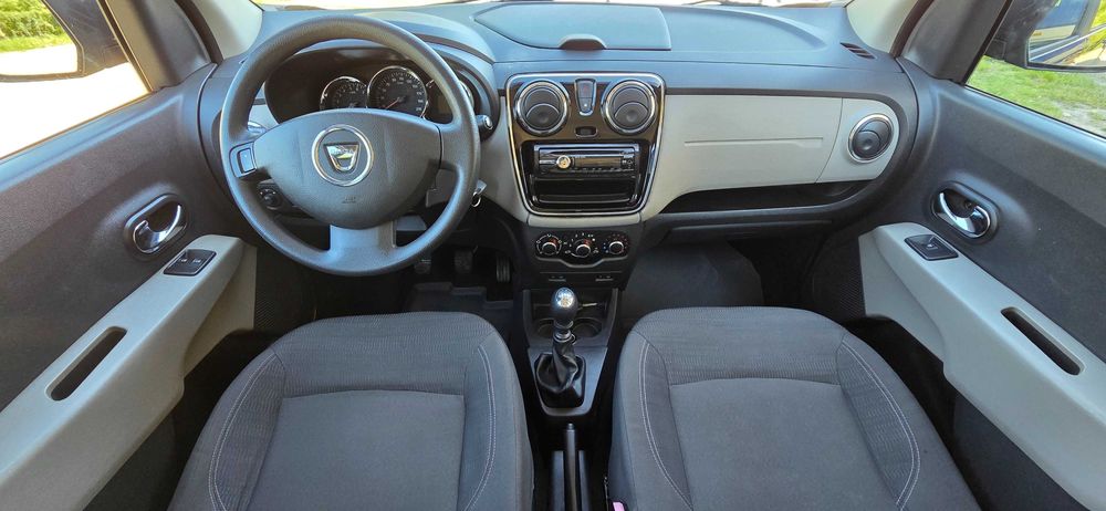 Dacia Lodgy - 1.5 DCi (5 locuri)