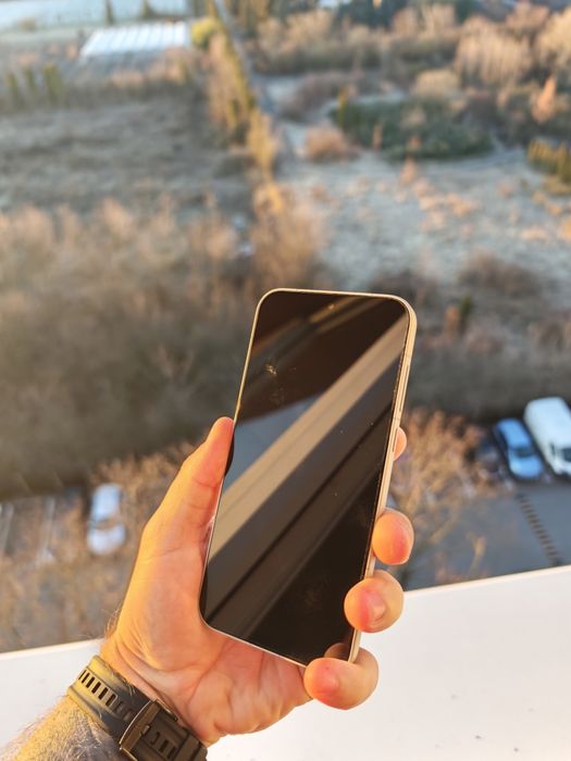 Oneplus 15 sandstone