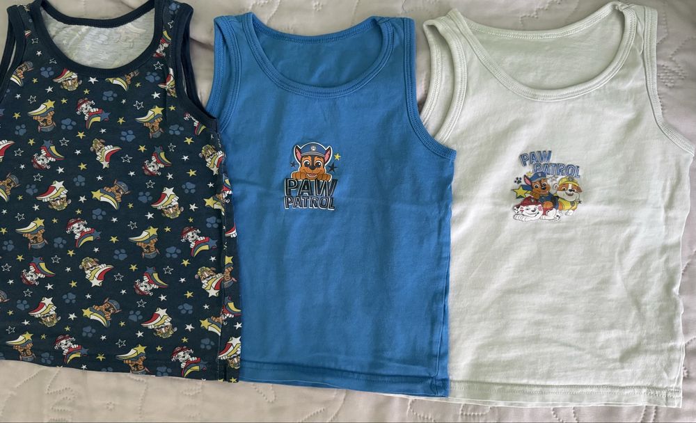 Поларени пижами и потници за момче размер 98/104