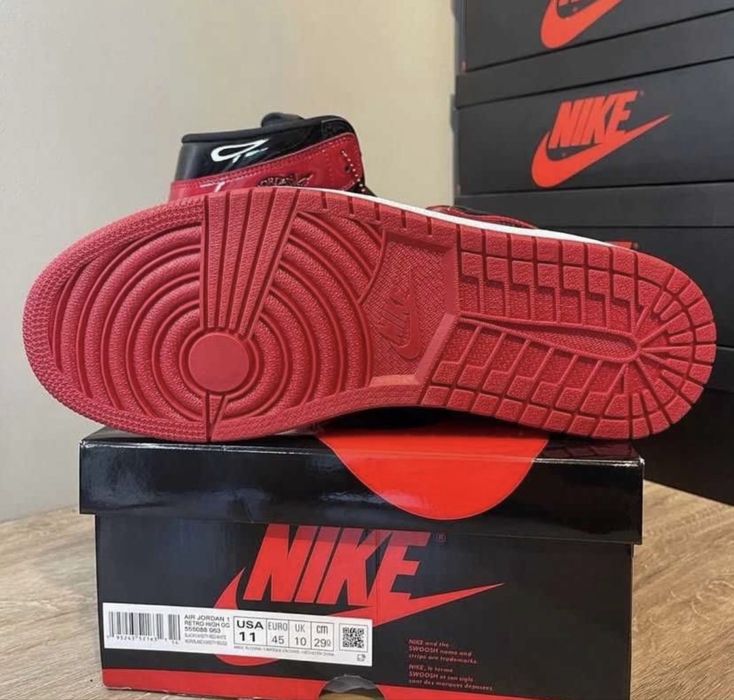 Jordan 1 patent bred