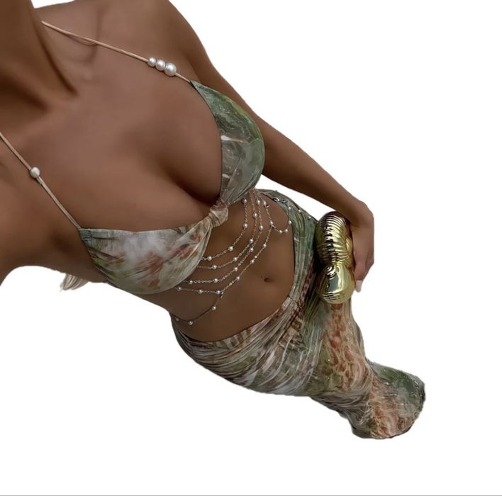 Продам новый купальник