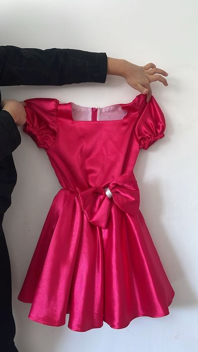 Продается детские платья