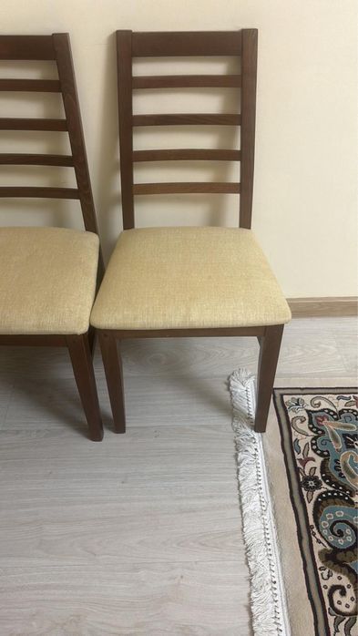 Продам стол со стульями