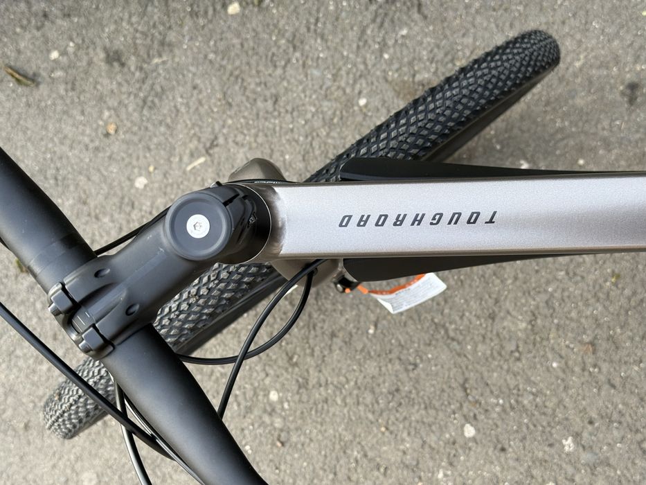 Vand bicicleta Giant ToughRoad noua!