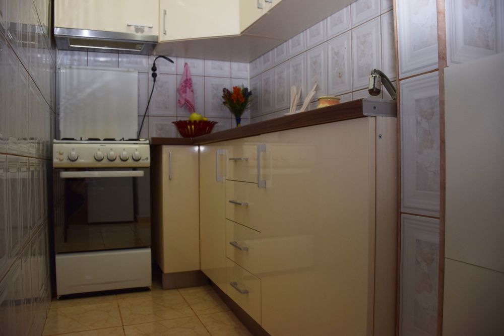 Proprietar închiriez garsonieră metrou Costin georgian