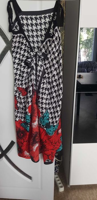 Продавам блузки на марката Desigual