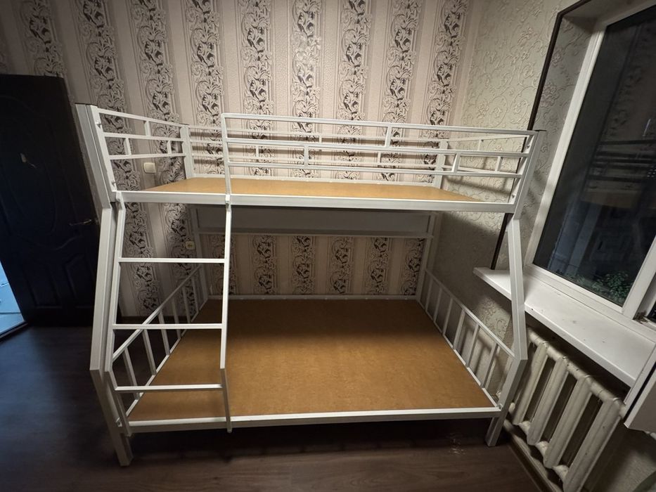 АКЦИЯ. Металлическая двухэтажный кровать (медведь)