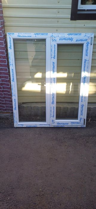 Продам окно новое 1.2 на 1м + сетка