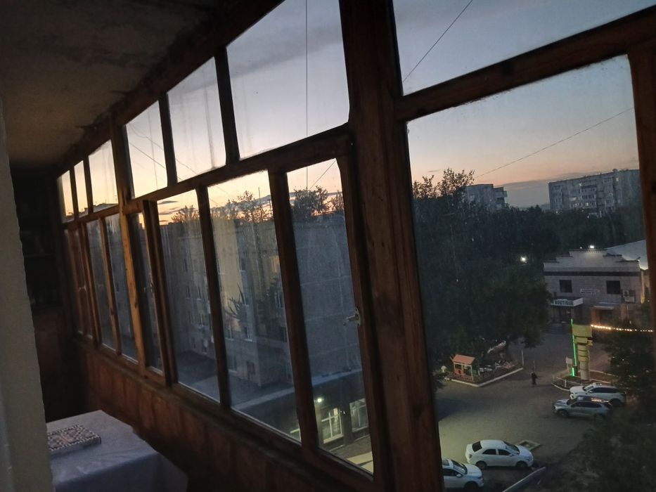 Срочно продам болкон дерево.