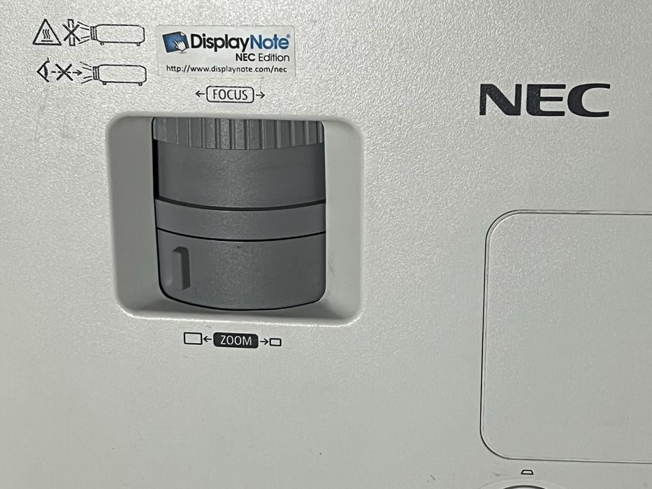 Videoproiector Nec