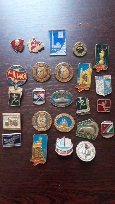 Продам значки СССР.