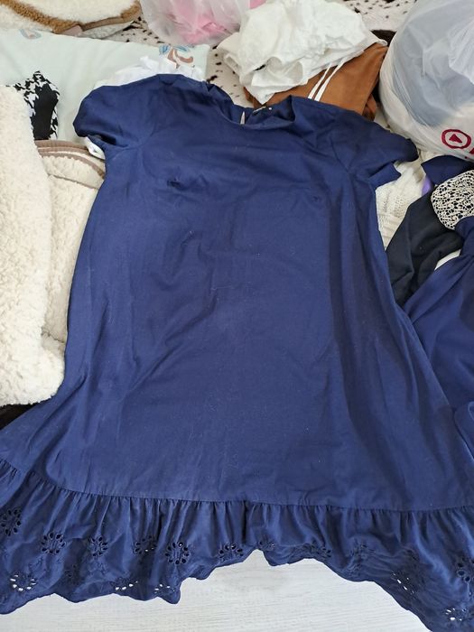 Продам детские школьные вещи на девочку