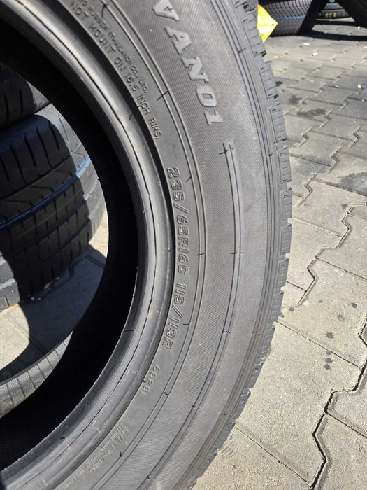 Anvelope Iarna Falken 235 65 16C