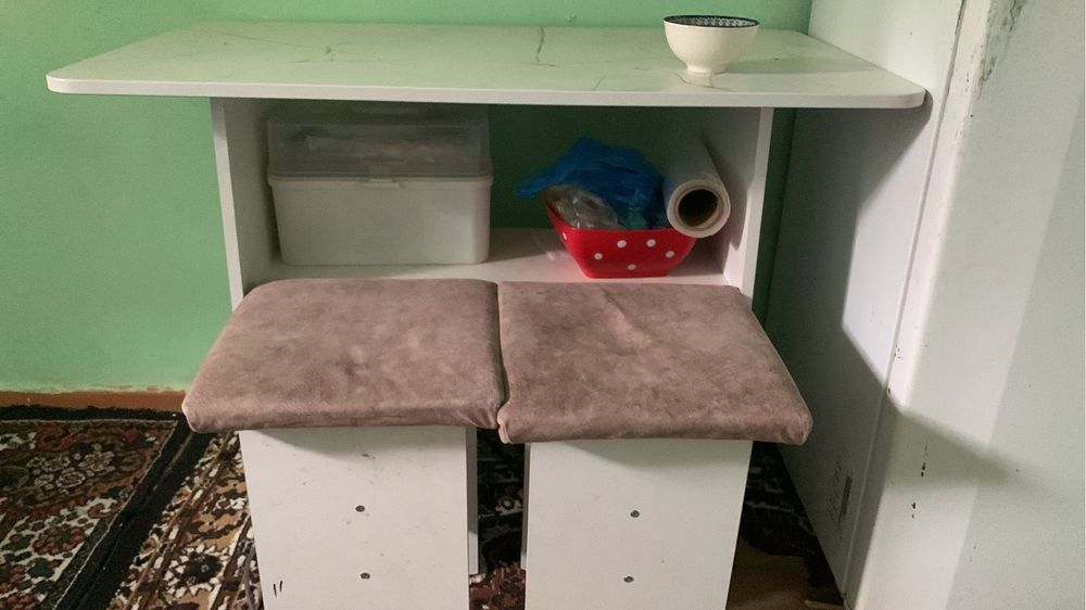 стол со стульями