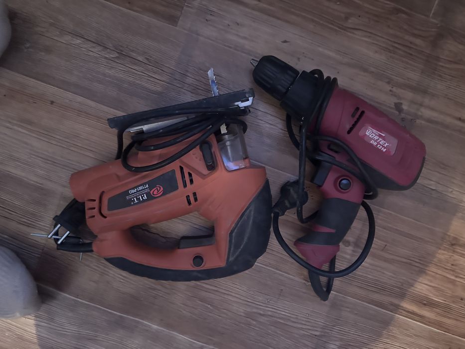 Продам лобзик и лазерный уровень