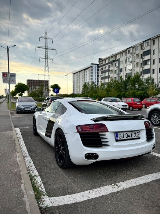 AUDI R8 2010 — imagine 5