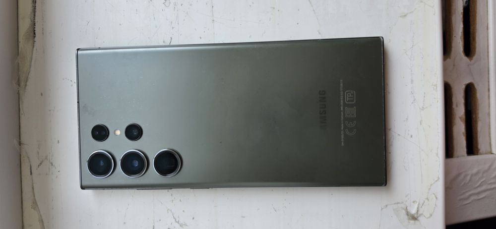 Продам Samsung Galaxy S23 Ultra