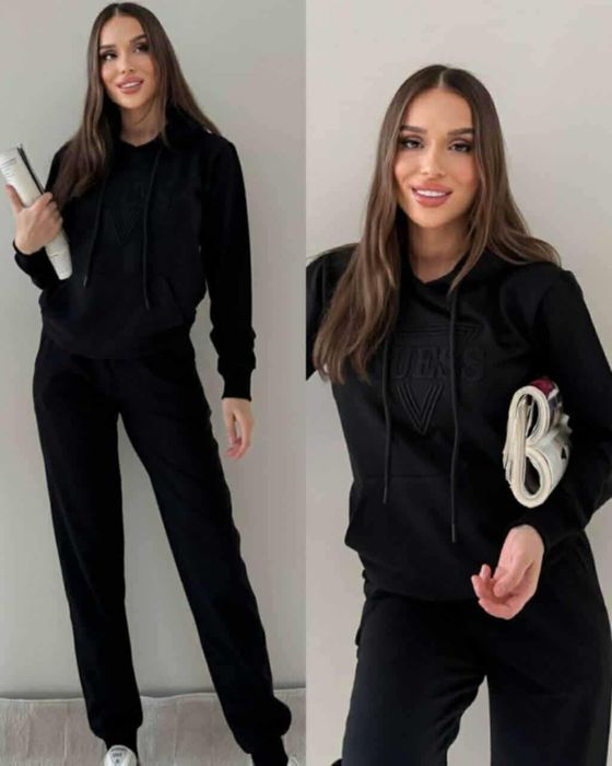 Дамски спортни екипи