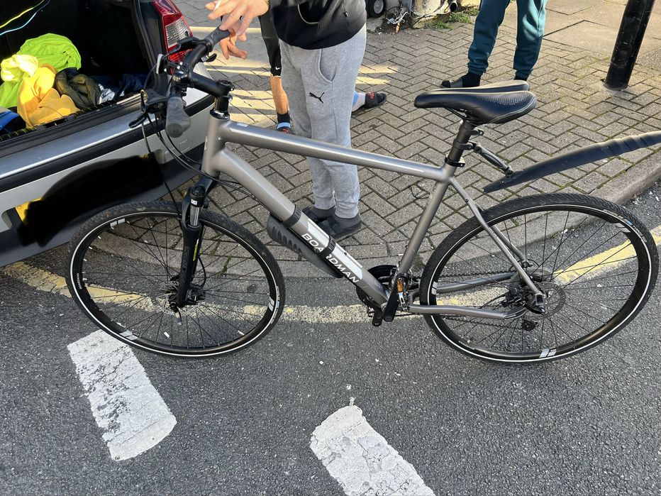 Boardman HYB 8.8 – Bicicletă Hibrid / Urban – NOUĂ