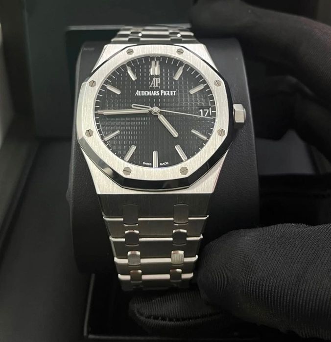 Часовник Audemars Piguet