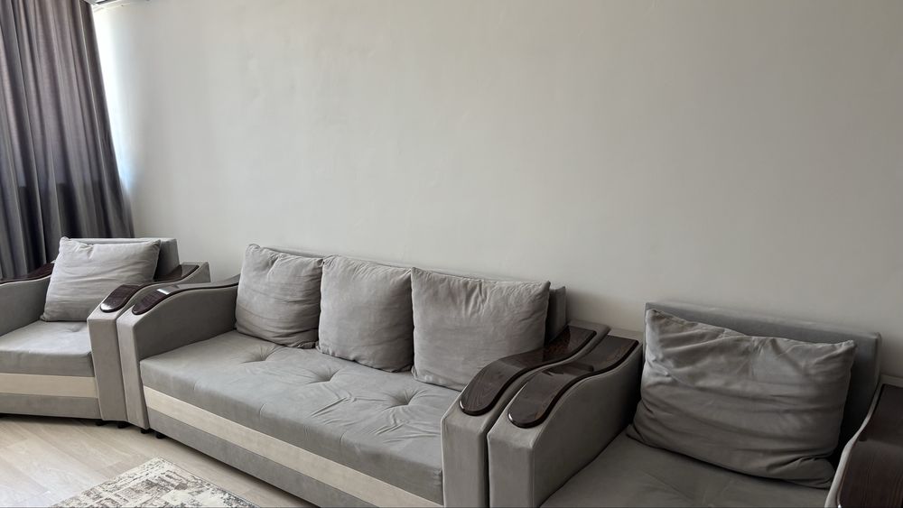 Диван и 2 кресла