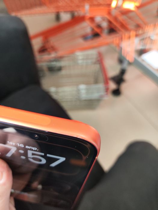 Айфон 17 про макс е сим