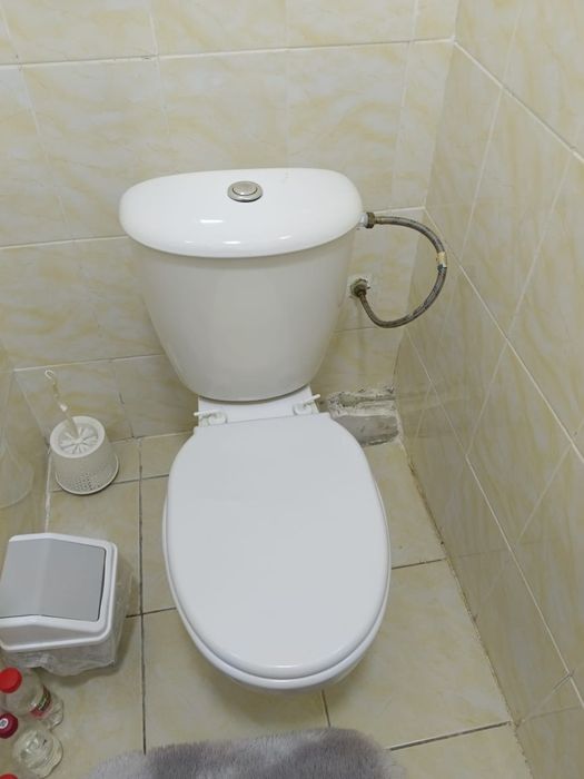 Продам унитаз в хорошем состоянии