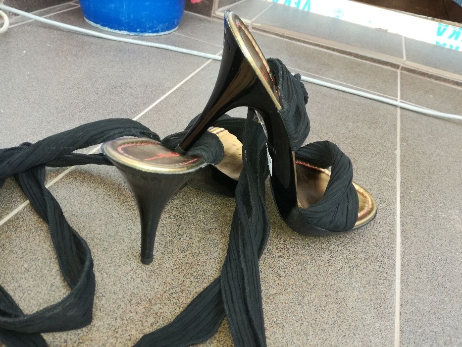 оригинални дамски обувки мис сиксти