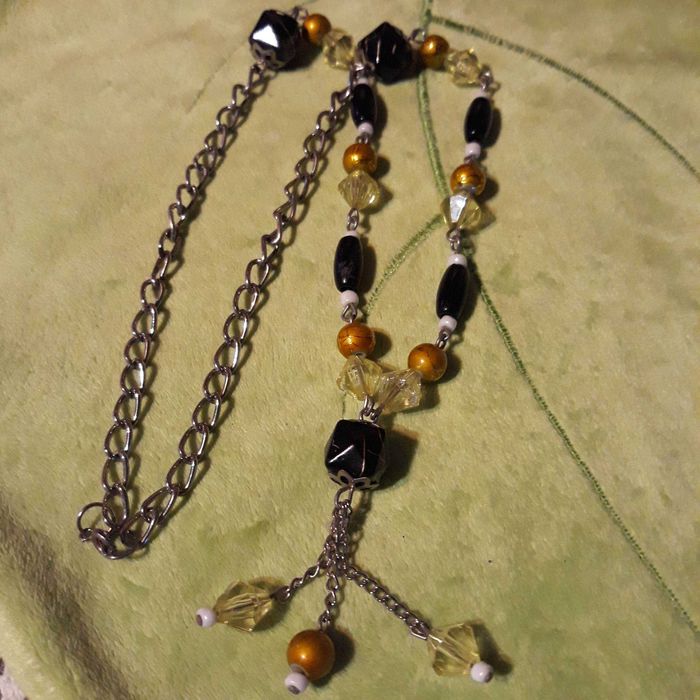 Дамско      Колие