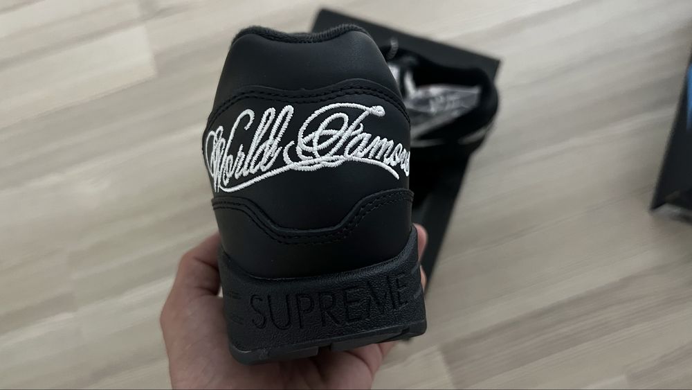 Nike Air Max 1 Supreme