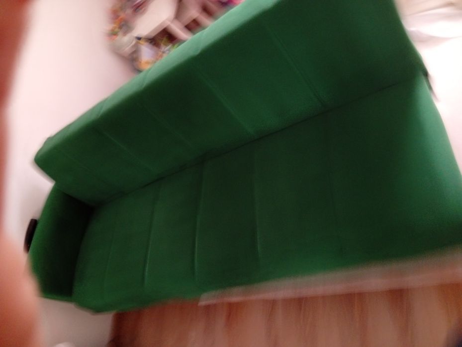 Vând canapea extensibila