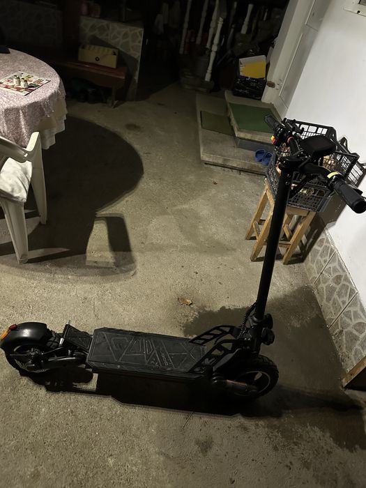 Trotineta electrica KUGOO G2 PRO