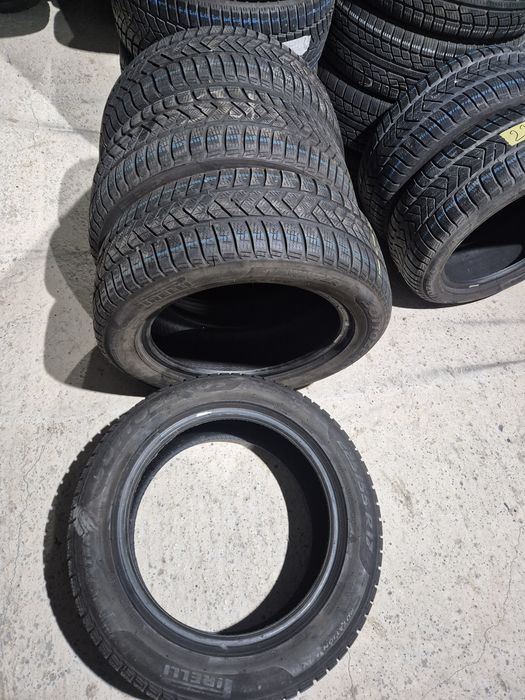 Vând cauciucuri 225/55/17 M+S set complet imp Germania  //Pirelli// dot 2023