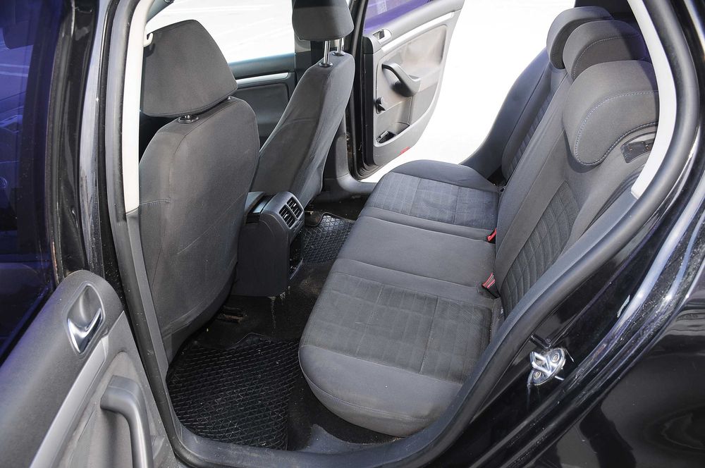 VW Golf 5 2008 1.9TDi 105 CP E4 6 trepte climatronic, inmatriculat ofer fiscal