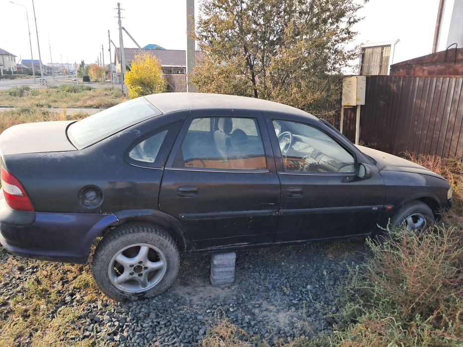 Опель Вектра G 1998года