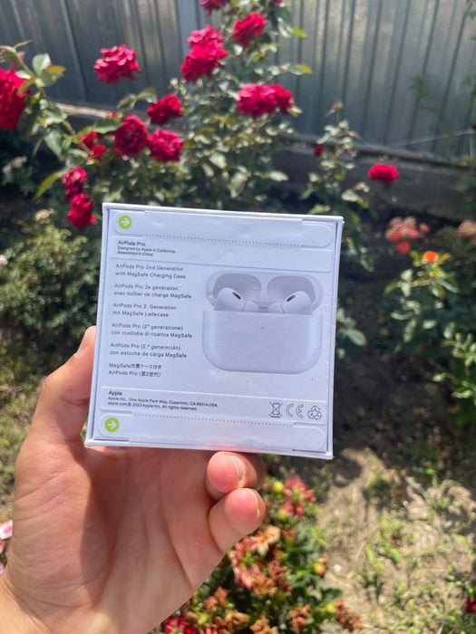 Наушники AirPods Pro