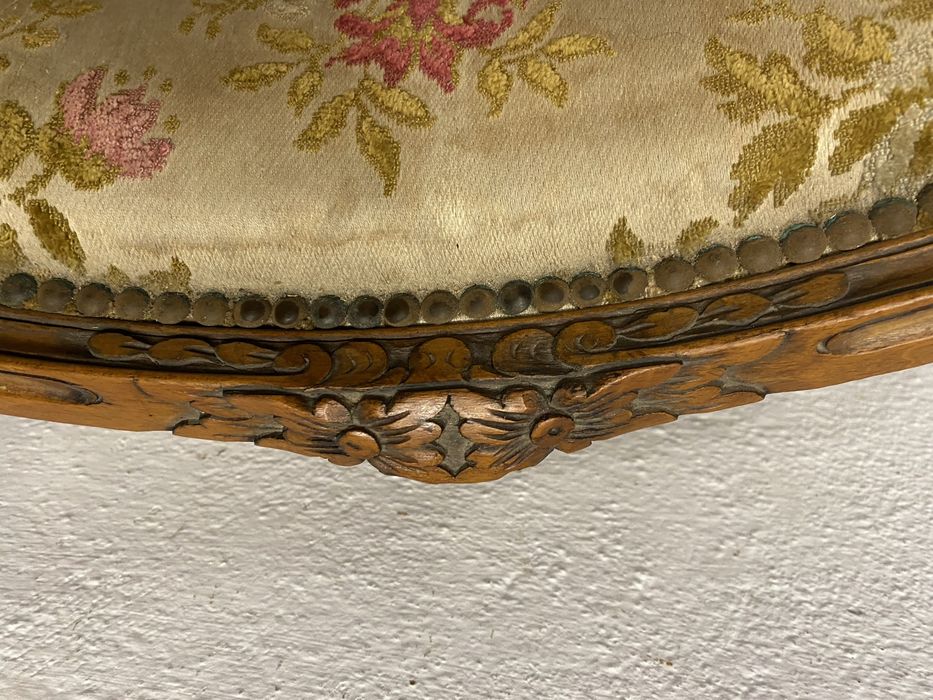 Френско бароково кресло от дъб