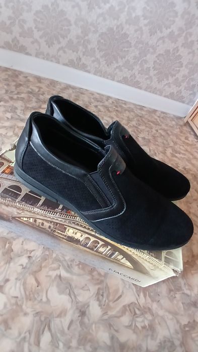 Туфли замшевые 44 размер.