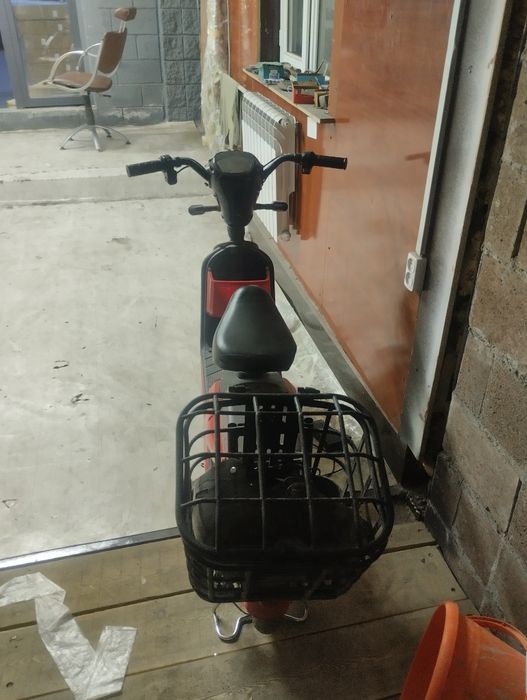 Электроскутер / Electric skuter