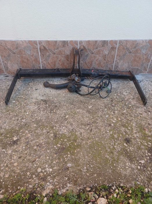 Продавам теглич за ауди а3