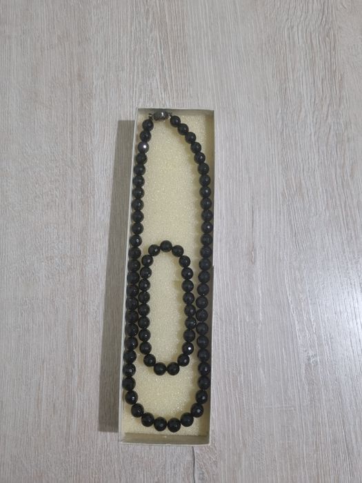 Турмалиновый набор-ожерелье и браслет.