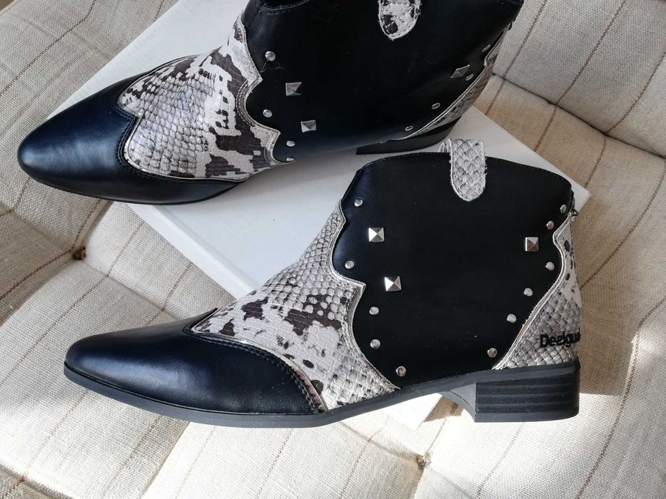 Дамски боти Desigual