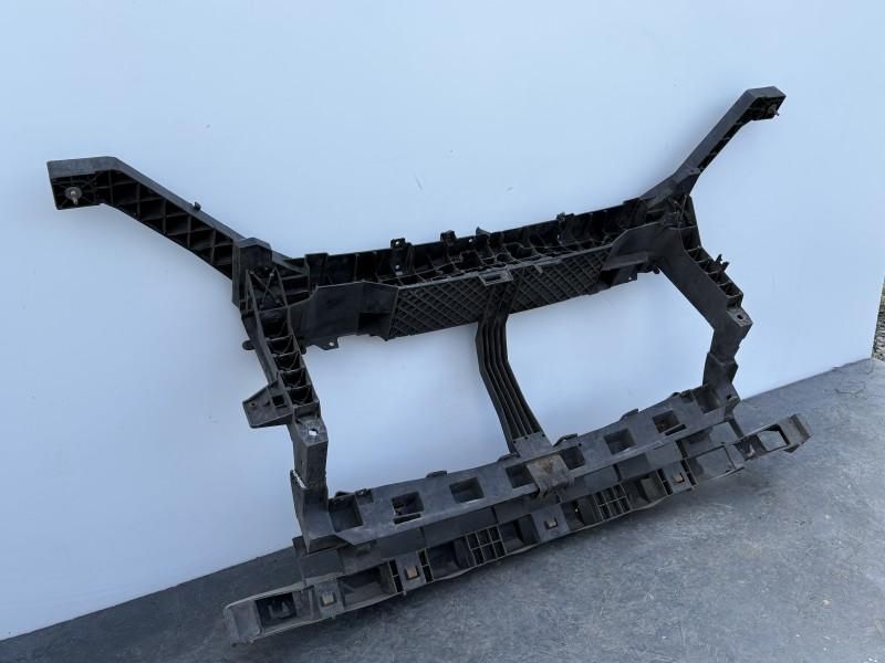 Trager cu defect Nissan NV300