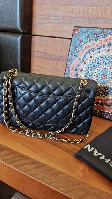 Vând geanta Chanel piele naturala