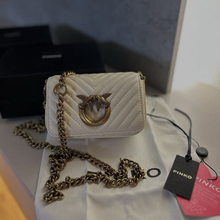 Бяла чанта микро Pinko