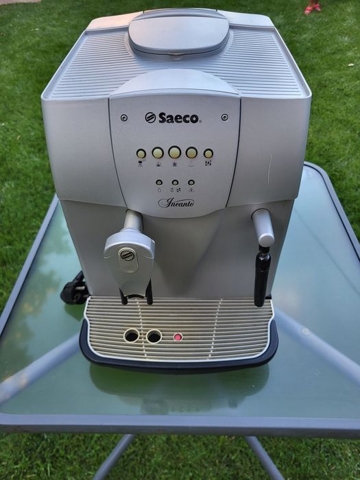 Espressor expresor automat SAECO Incanto Italia spumare lapte