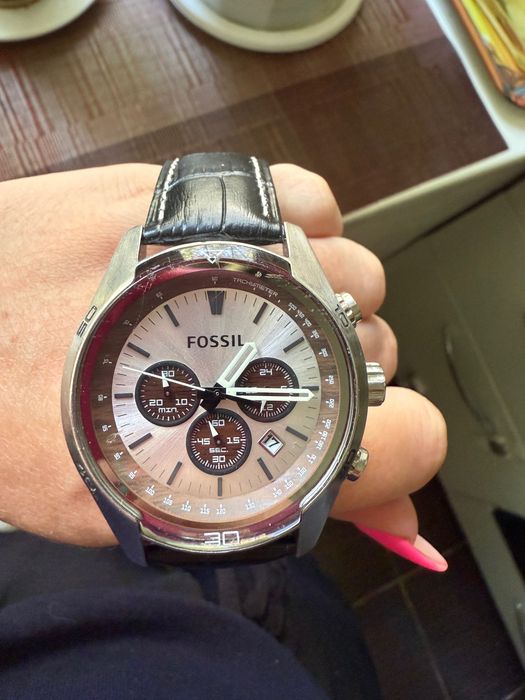 Продам часы мужские оригинал fossil