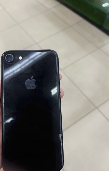 продам айфон 8 100акб