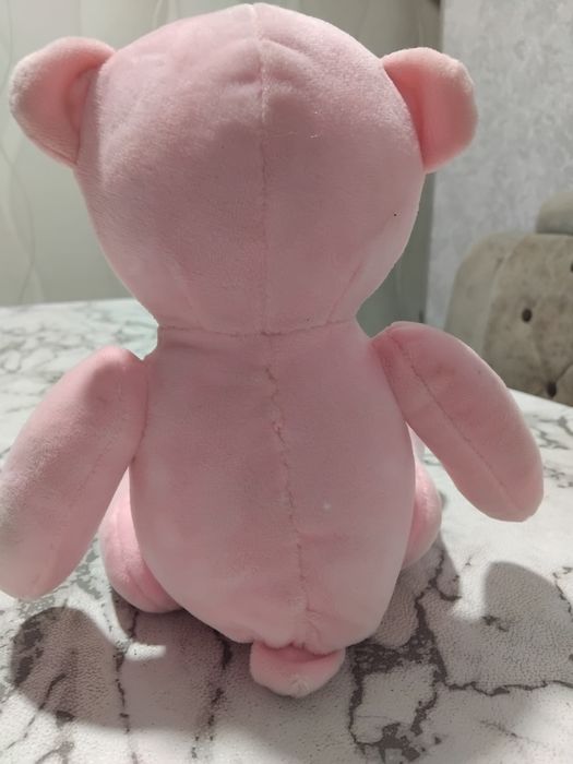 Маленький плюшевый мишка