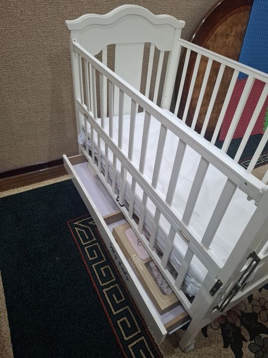 Продаётся кровать